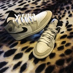 Air Jordan 1 Retro White Elephant Print